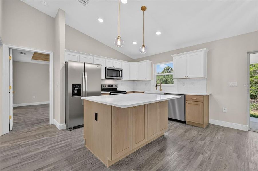 Furnished interior view inside a new home in , Ocala (Image 5).