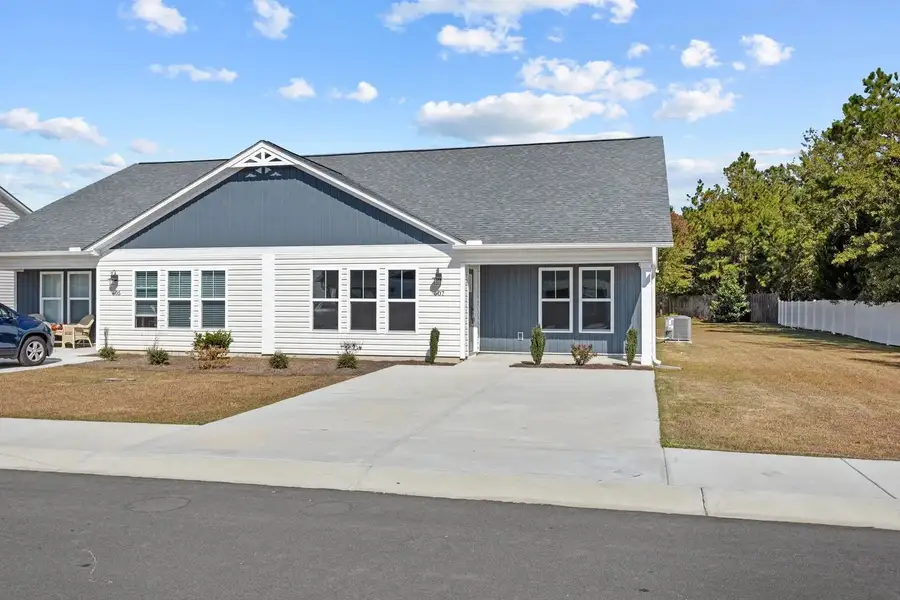 Front exterior of a home in the The Villas community, located in Newport, NC (Image 3).