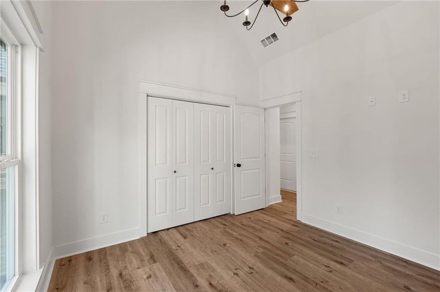Spacious, unfurnished interior of a new home in , Dahlonega (Image 25).