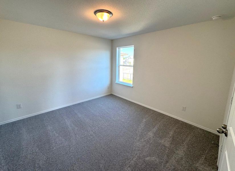 Spacious, unfurnished interior of a new home in Sonterra - Cool Water, Jarrell (Image 26).