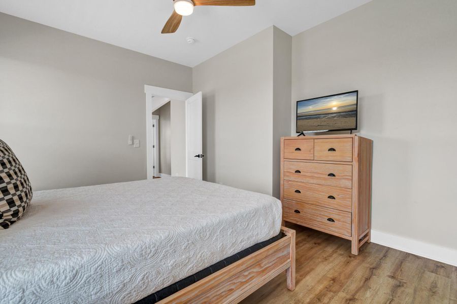 Furnished interior view inside a new home in , Edisto Island (Image 42).