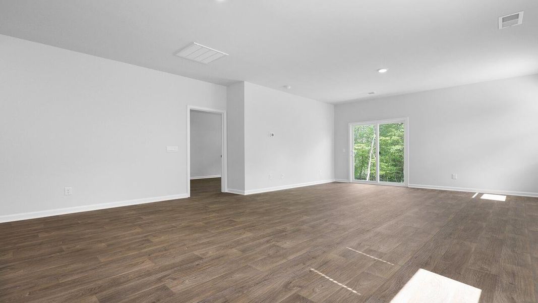 Spacious, unfurnished interior of a new home in Lakeview at Kitfield, Moncks Corner (Image 22). Spacious, unfurnished interior of a new home in Lakeview at Kitfield, Moncks Corner (Image 22).
