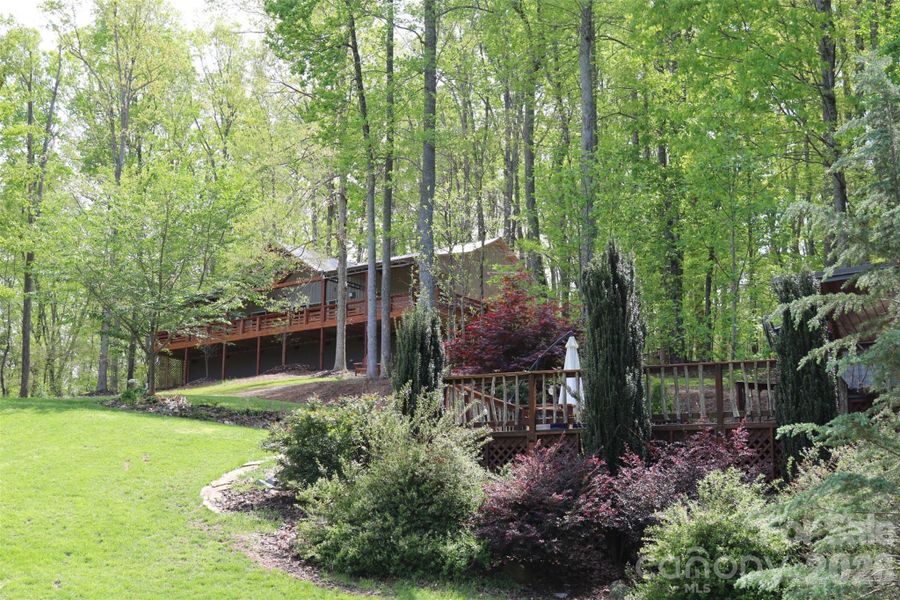 Image 40 of a home in .