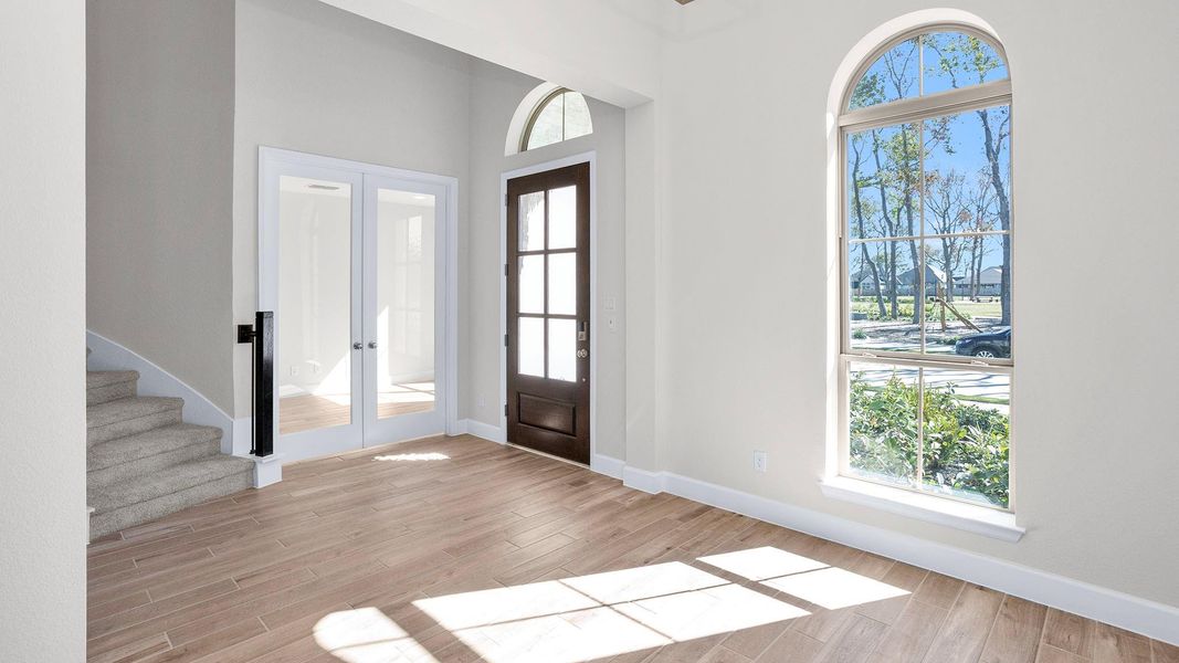 Spacious, unfurnished interior of a new home in Riceland 60', Mont Belvieu (Image 8). Spacious, unfurnished interior of a new home in Riceland 60', Mont Belvieu (Image 8).