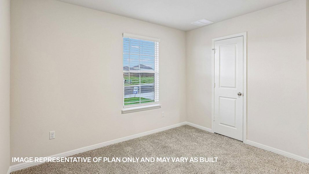 Spacious, unfurnished interior of a new home in Thunder Rock, Marble Falls (Image 29).