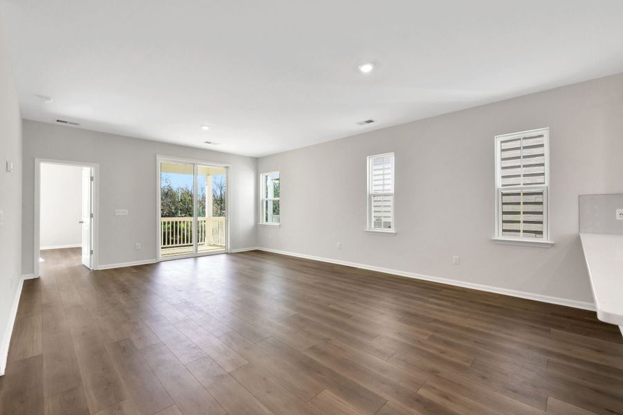 4br New Home in Hilton Head Island, SC.  - Slide 14