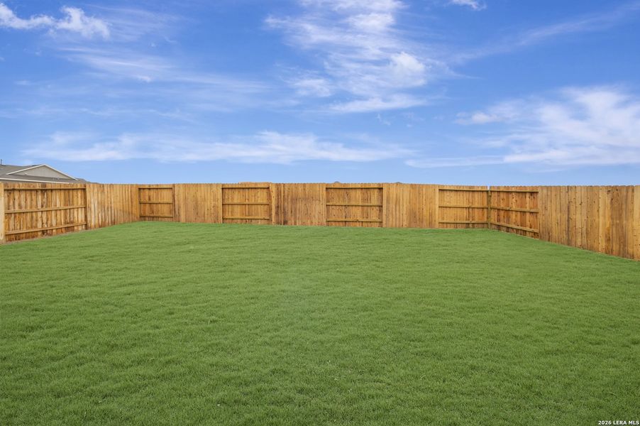 Exterior details and patio area of a home in Meyer Ranch – Legacy Series, New Braunfels (Image 3).