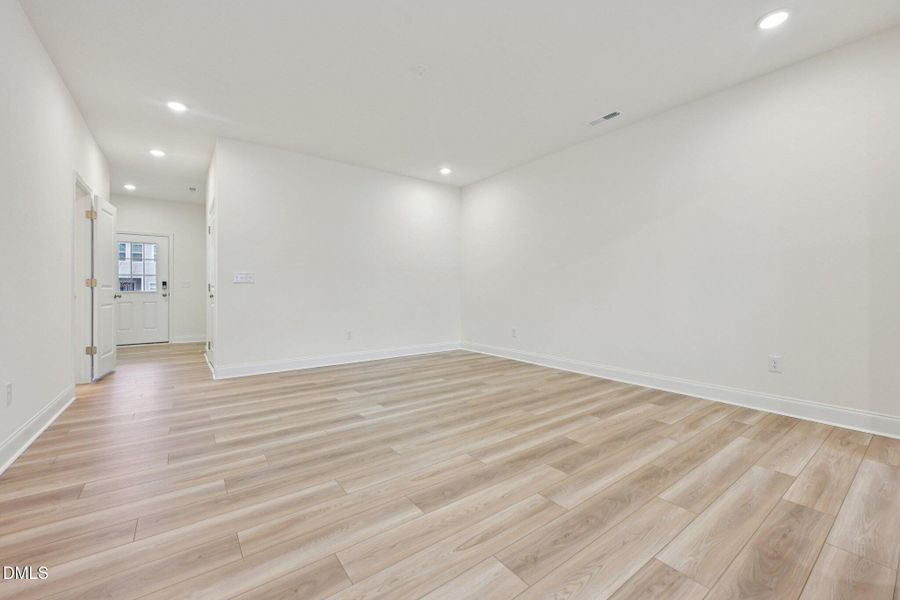 18-web-or-mls-Kensley Grv Ln-S0502-018