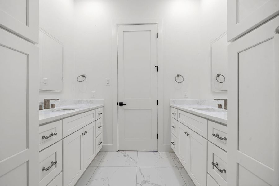 Furnished interior view inside a new home in , Houston (Image 10). Furnished interior view inside a new home in , Houston (Image 10).