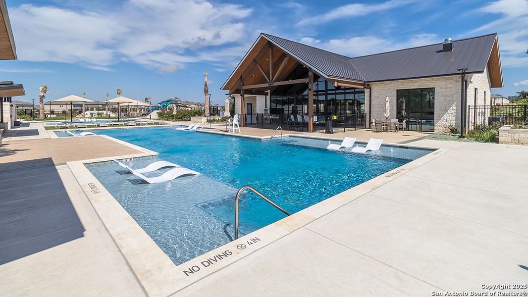 Community amenities in Riverstone at Westpointe, San Antonio (Image 42).