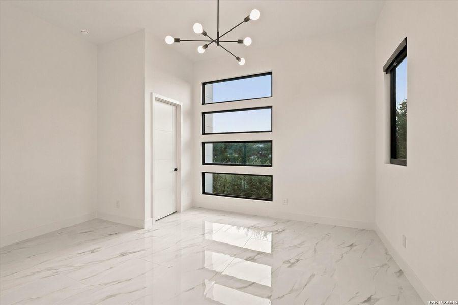 Spacious, unfurnished interior of a new home in , San Antonio (Image 25).