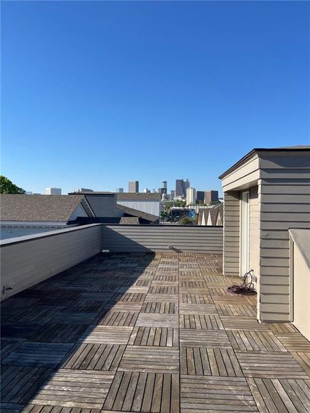 Exterior details and patio area of a home in Summerhill, Atlanta (Image 32).