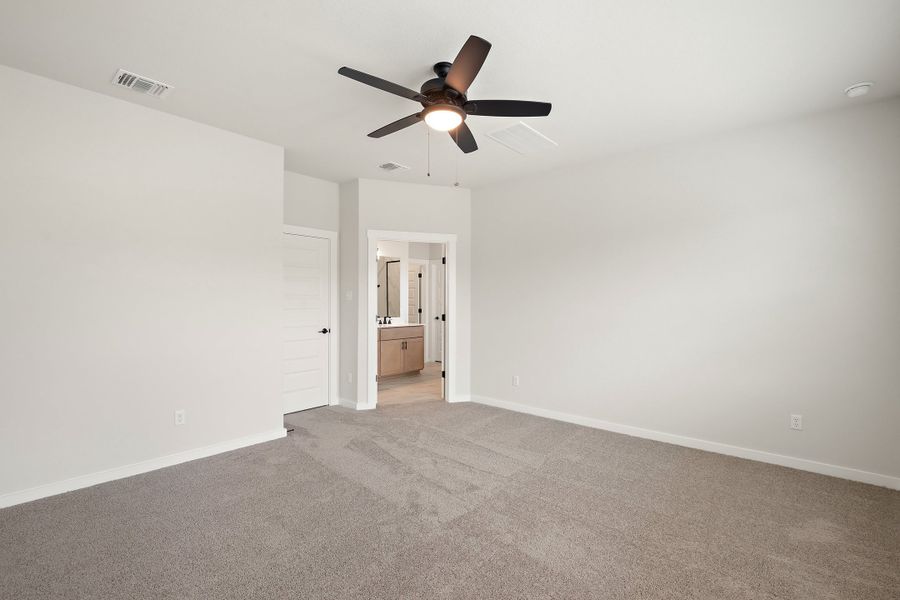 Spacious, unfurnished interior of a new home in Park Central, Georgetown (Image 37).