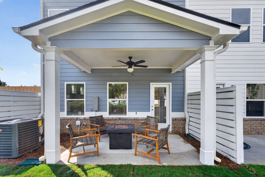 The Suwanee - Back Covered Patio