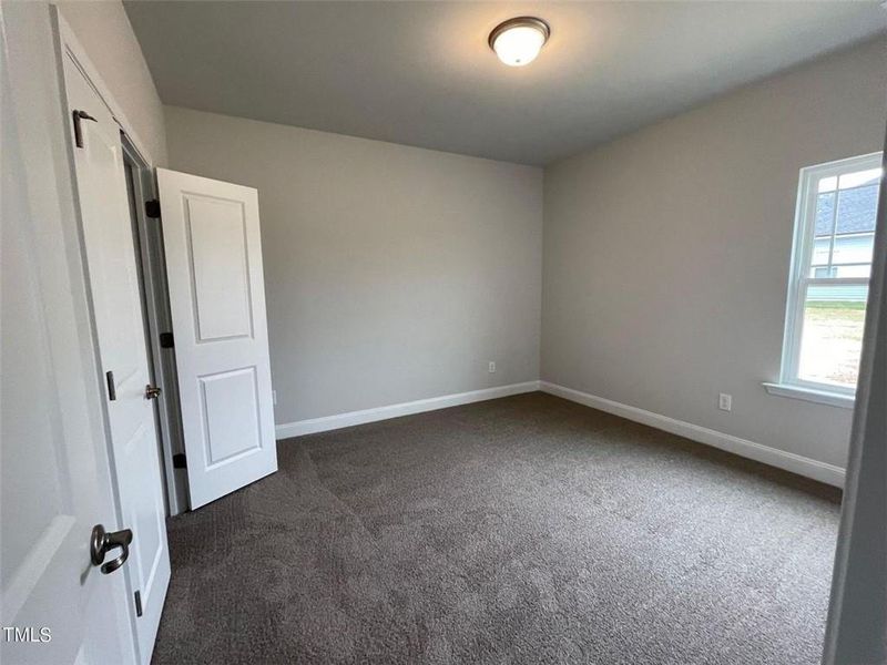 Spacious, unfurnished interior of a new home in Eagle Heights, Maysville (Image 9).
