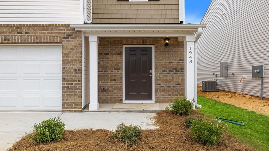 Exterior details and patio area of a home in Baxter Village, Boiling Springs (Image 3).