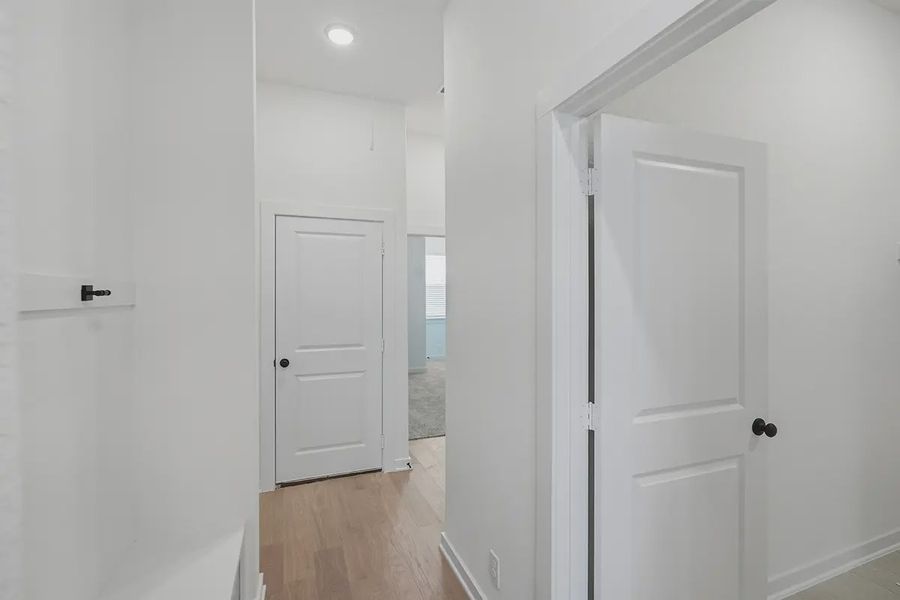 Spacious, unfurnished interior of a new home in The Crossvine, Schertz (Image 31).