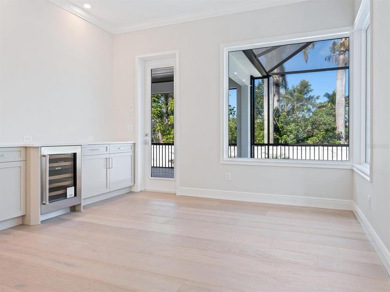 Spacious, unfurnished interior of a new home in , Sarasota (Image 26).