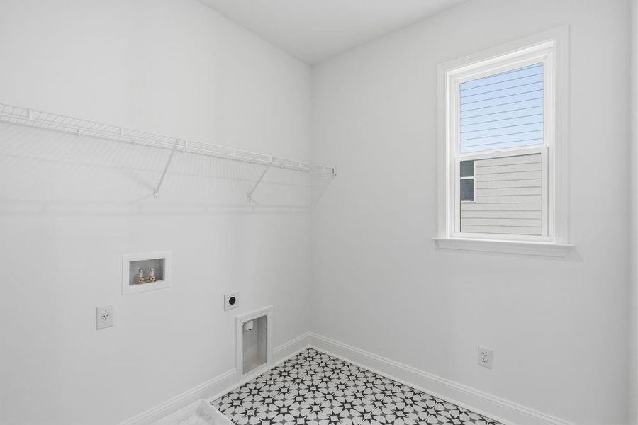 Spacious, unfurnished interior of a new home in Reserve at Hickory Walk, Kennesaw (Image 30).