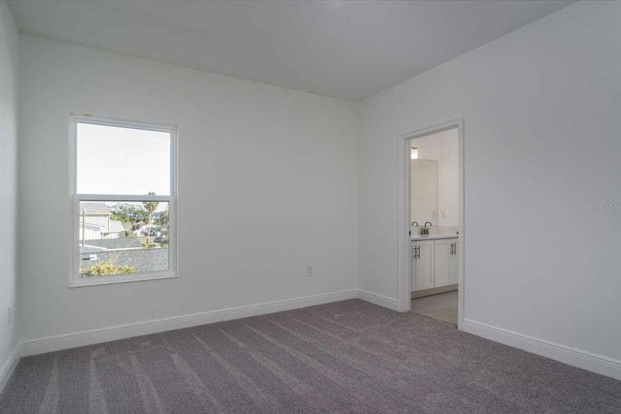 Spacious, unfurnished interior of a new home in , St. Petersburg (Image 28). Spacious, unfurnished interior of a new home in , St. Petersburg (Image 28).