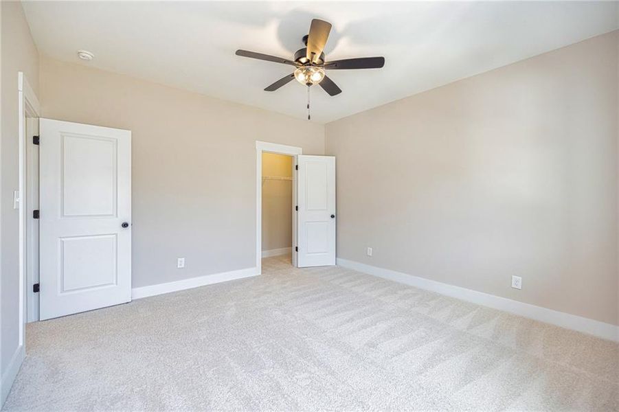 Spacious, unfurnished interior of a new home in Platinum Ridge, Sharpsburg (Image 16).