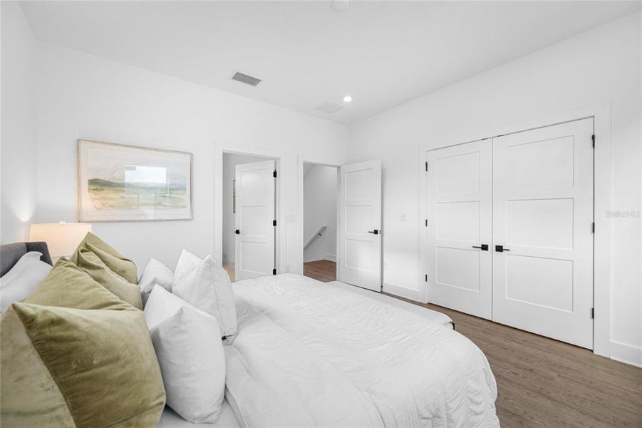 Furnished interior view inside a new home in Alante, St. Petersburg (Image 7). Furnished interior view inside a new home in Alante, St. Petersburg (Image 7).