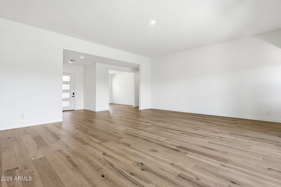 018_ListerPros (1) 018_ListerPros (1)