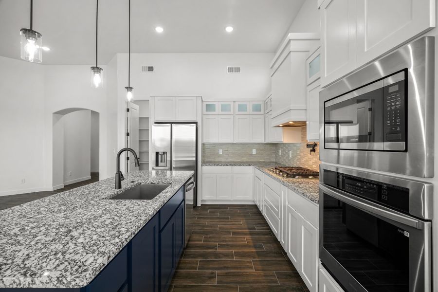 Representative furnished interior of a home built from the Scottsdale by LEH. Homes in Painted Sky, El Paso (Image 8). Representative furnished interior of a home built from the Scottsdale by LEH. Homes in Painted Sky, El Paso (Image 8).