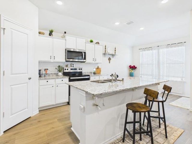 Furnished interior view inside a new home in Corsicana Commons, Corsicana (Image 10).