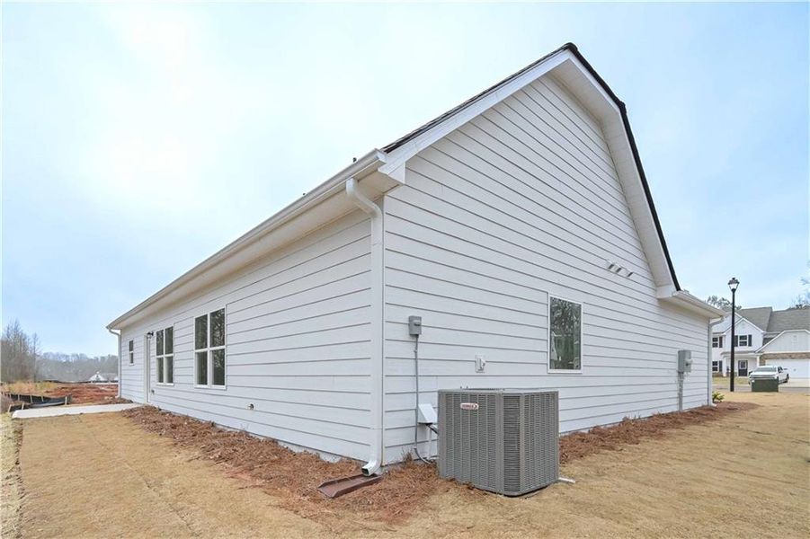 Exterior details and patio area of a home in , Villa Rica (Image 4).