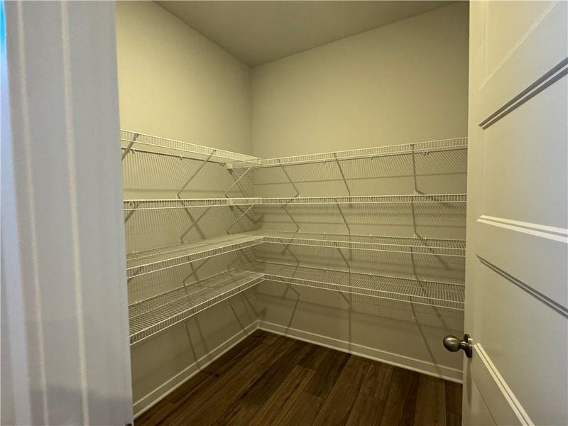 Spacious, unfurnished interior of a new home in Rosewood Lake Preserve, Hoschton (Image 33).