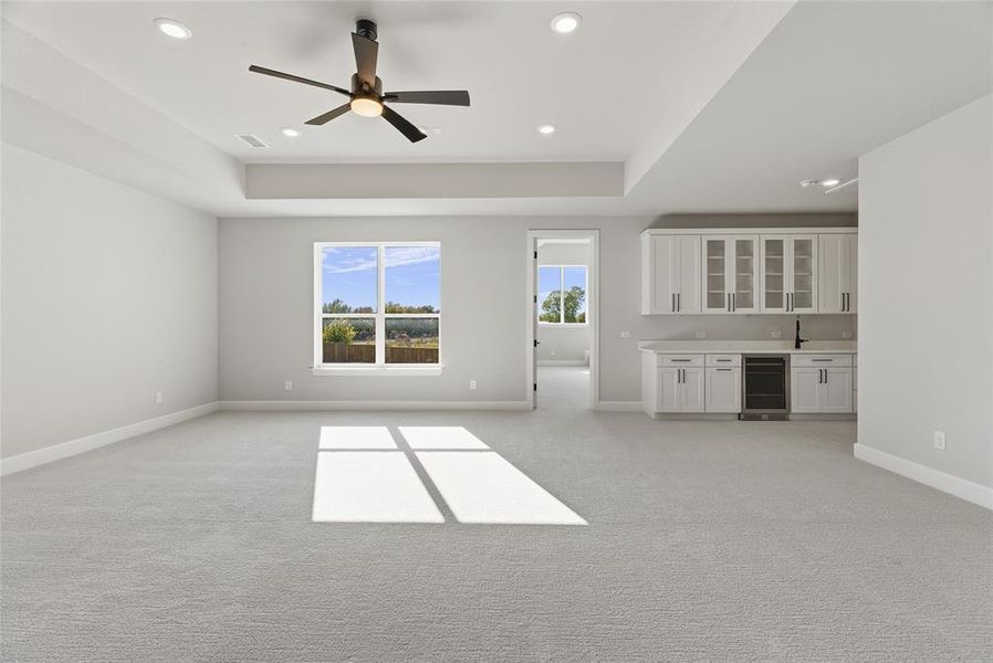 Spacious, unfurnished interior of a new home in Hidden Valley 1, Princeton (Image 24).
