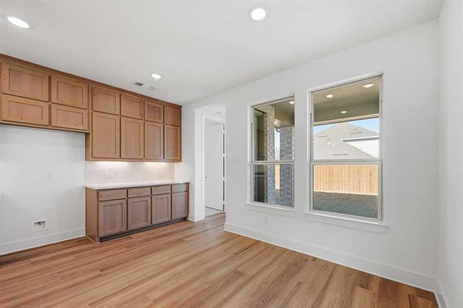 Furnished interior view inside a new home in Hillstead, Lavon (Image 8).