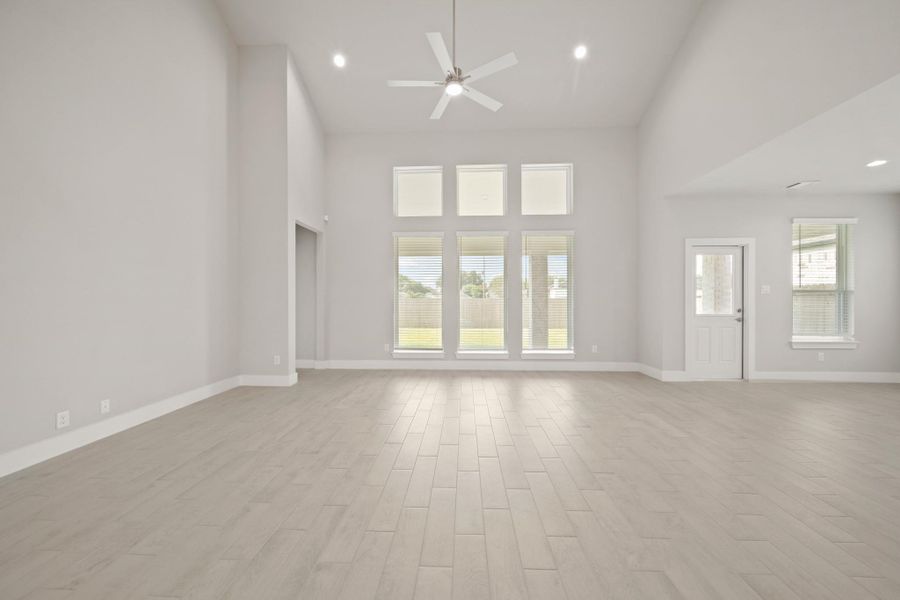 Spacious, unfurnished interior of a new home in Morton Creek Ranch, Katy (Image 19). Spacious, unfurnished interior of a new home in Morton Creek Ranch, Katy (Image 19).