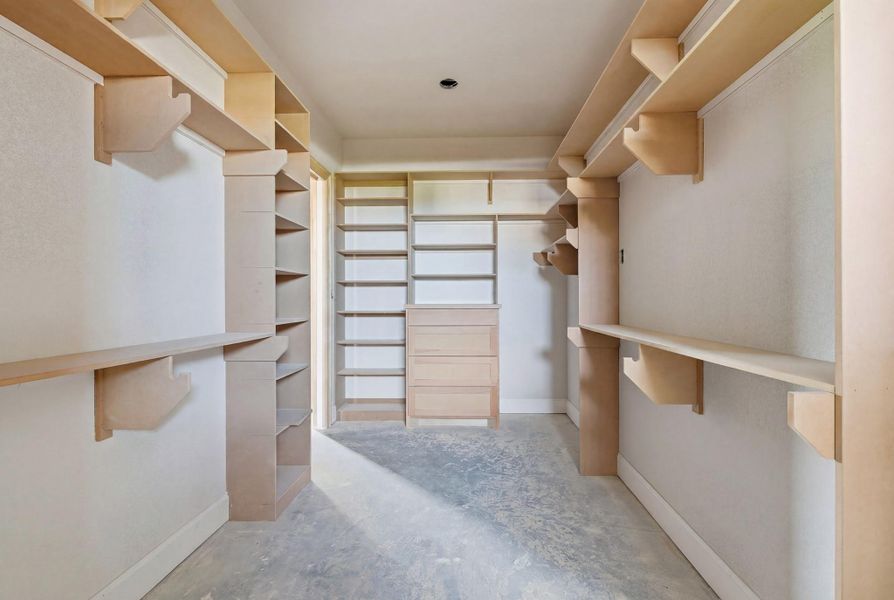 Spacious, unfurnished interior of a new home in , Bryan (Image 10).