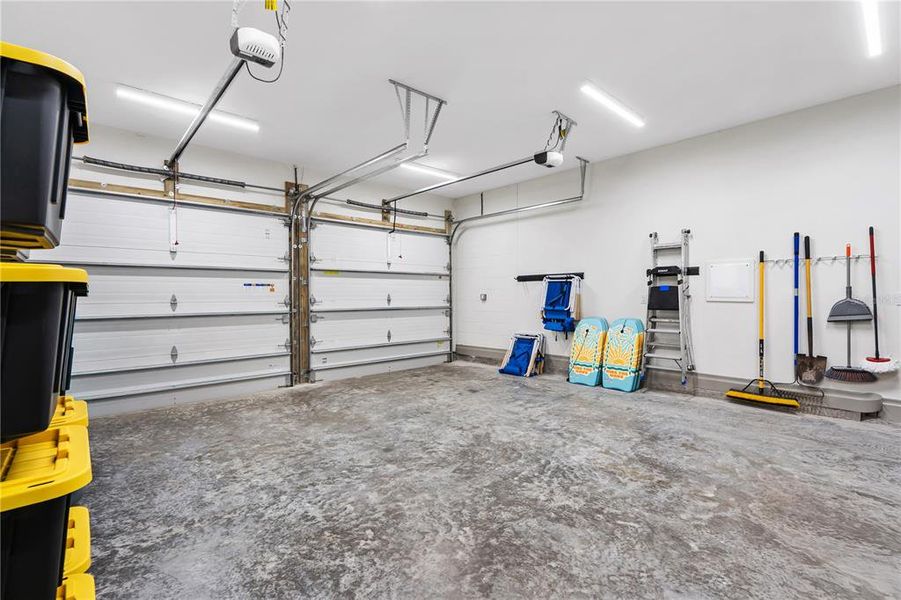 Image 83 of a home in .