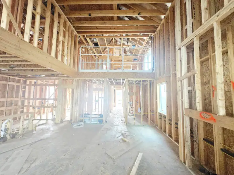 Spacious, unfurnished interior of a new home in Sienna 40', Missouri City (Image 7). Spacious, unfurnished interior of a new home in Sienna 40', Missouri City (Image 7).