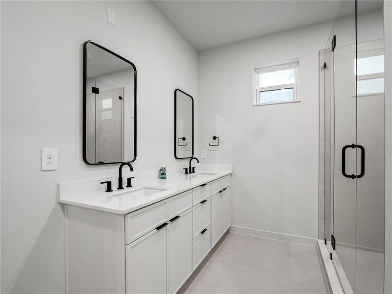 Furnished interior view inside a new home in , Lady Lake (Image 10).