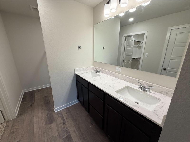 Furnished interior view inside a new home in Sterling Ridge, Huntsville (Image 4).