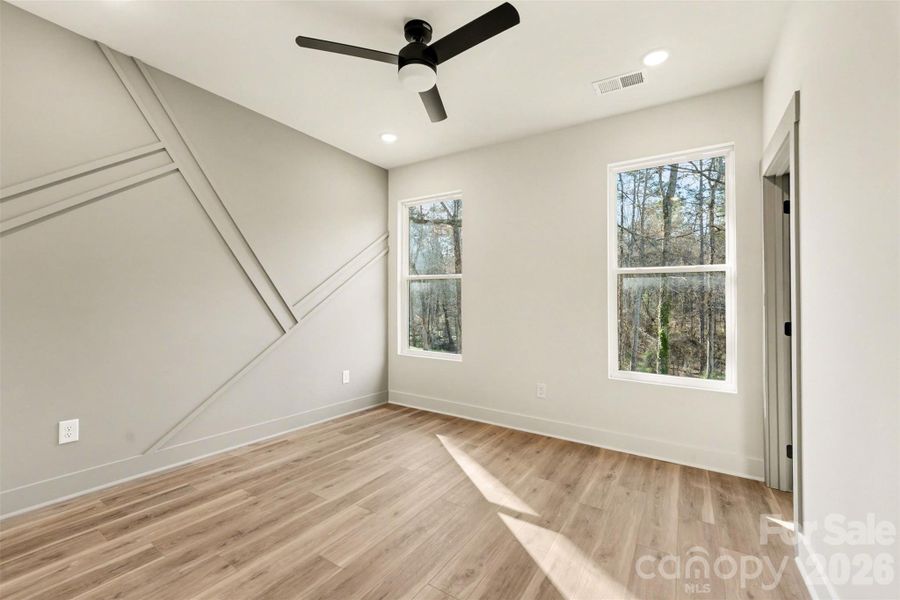 Spacious, unfurnished interior of a new home in , Cherryville (Image 16).