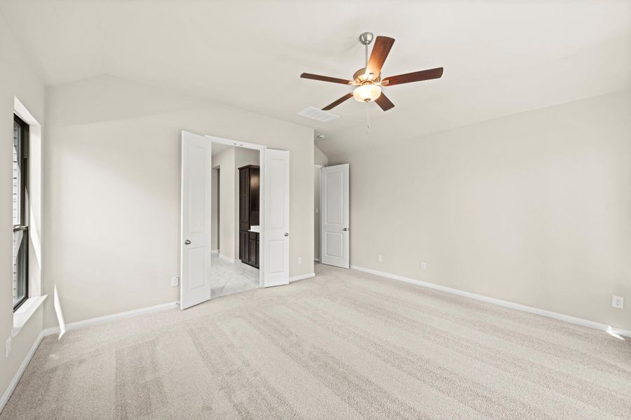 Spacious, unfurnished interior of a new home in The Highlands, Porter (Image 31).