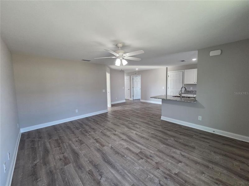 Spacious, unfurnished interior of a new home in , Lake Wales (Image 17).