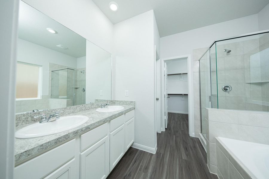 Image 15 of a home in Granger Pines.