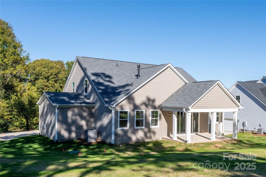 Front exterior of a new home in , Sherrills Ford, NC, highlighting curb appeal (Image 1). Front exterior of a new home in , Sherrills Ford, NC, highlighting curb appeal (Image 1).
