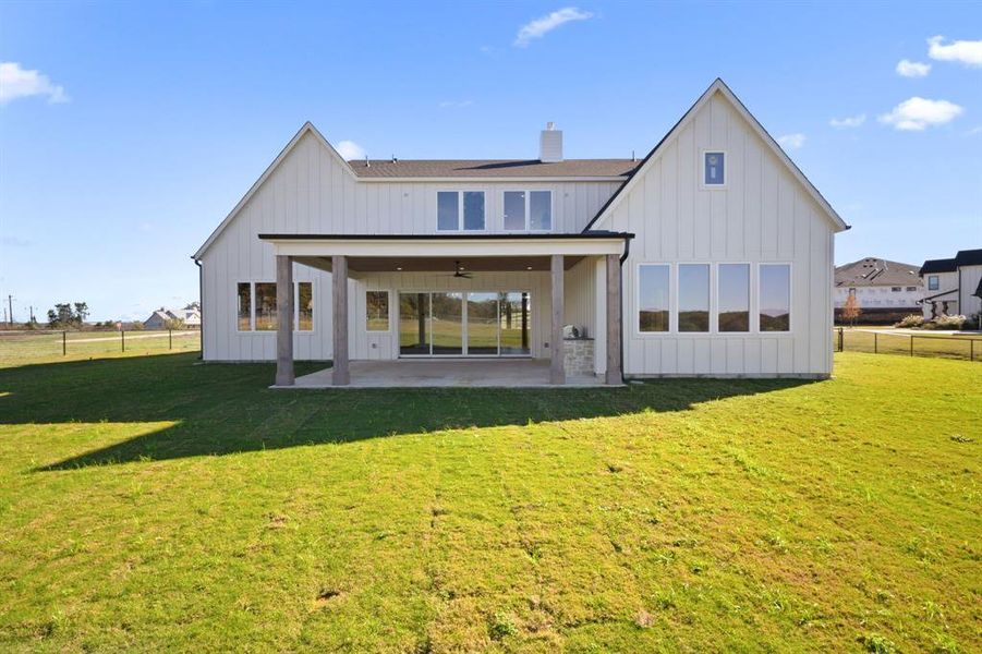 Exterior details and patio area of a home in , Argyle (Image 4).