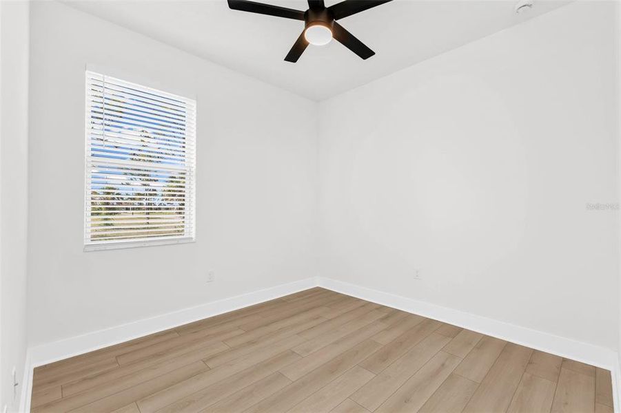 Spacious, unfurnished interior of a new home in , Placida (Image 35).