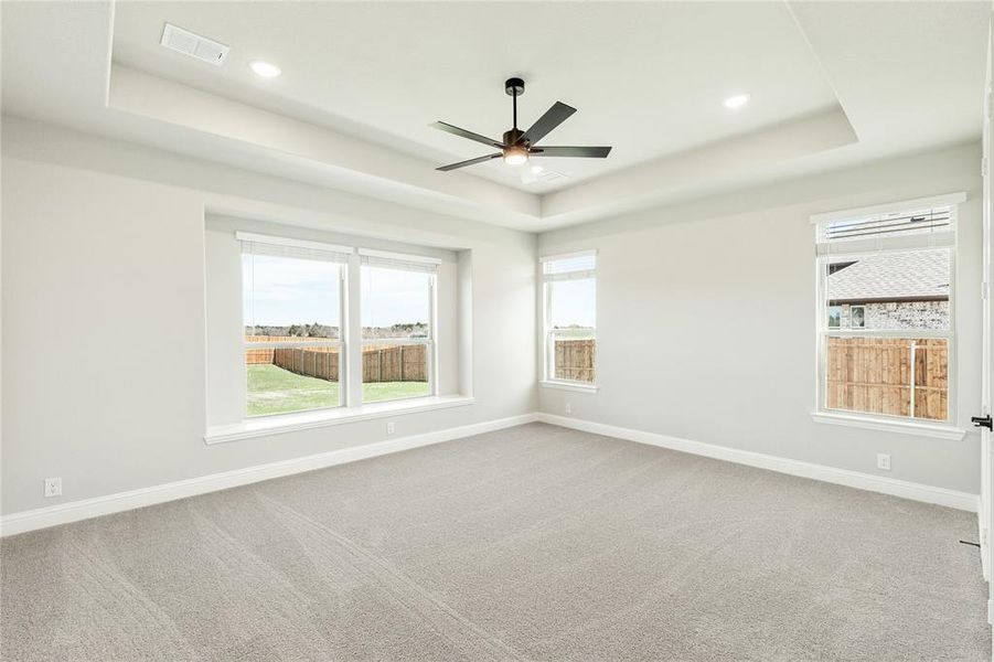 Spacious, unfurnished interior of a new home in Glenbrook, Red Oak (Image 20).