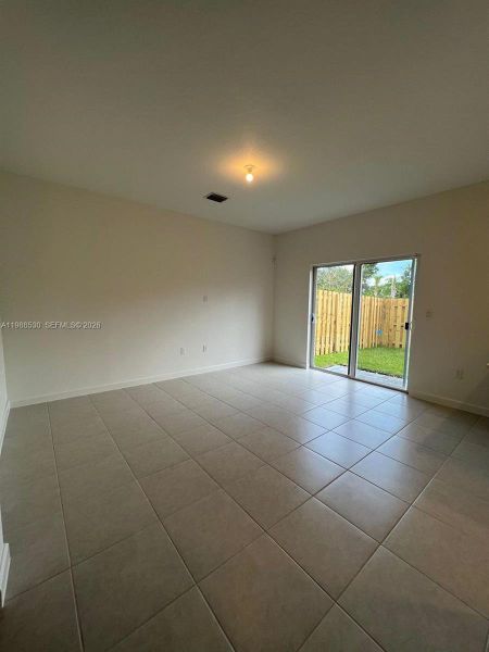 Spacious, unfurnished interior of a new home in , Coral Springs (Image 15). Spacious, unfurnished interior of a new home in , Coral Springs (Image 15).