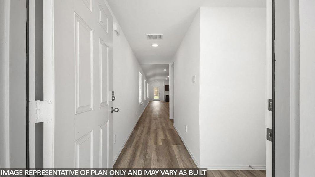 Image 14 of a home in Venetian Pines.