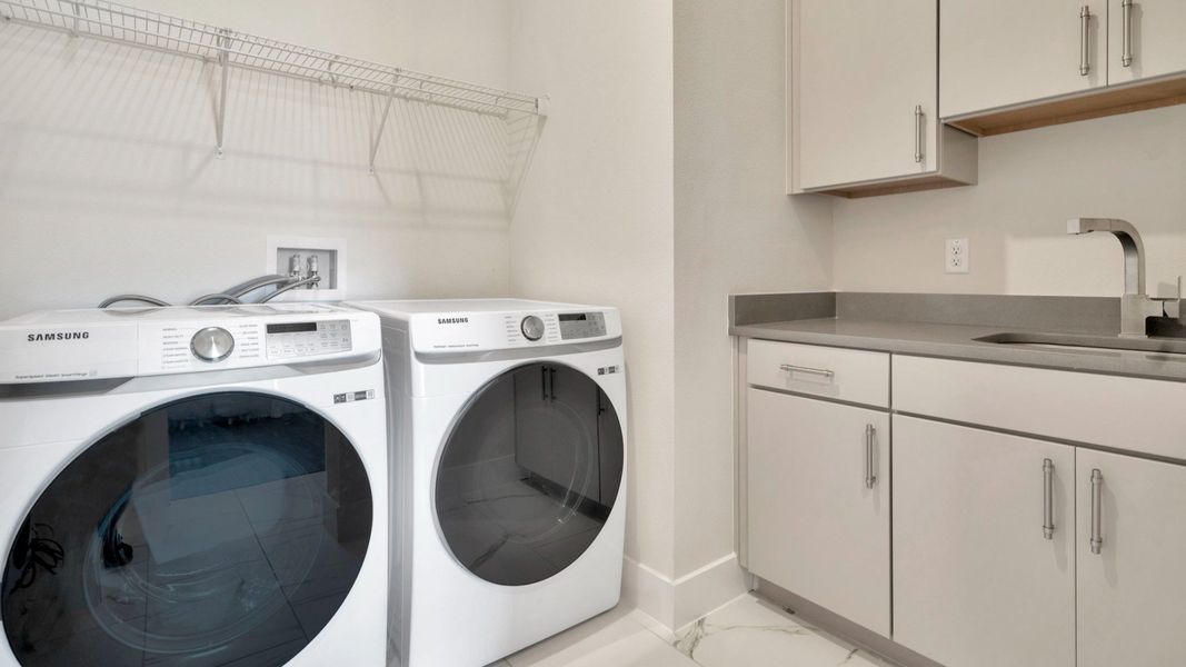 Representative furnished interior of a home built from the Grand Osprey by DRB Homes in Eagles Cove at Mirada, San Antonio (Image 12). Representative furnished interior of a home built from the Grand Osprey by DRB Homes in Eagles Cove at Mirada, San Antonio (Image 12).